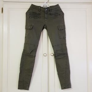 Moss green Witchery Pants
Skinny